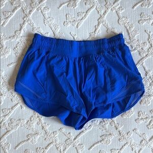 Lululemon Hotty Hot Shorts 2.5”